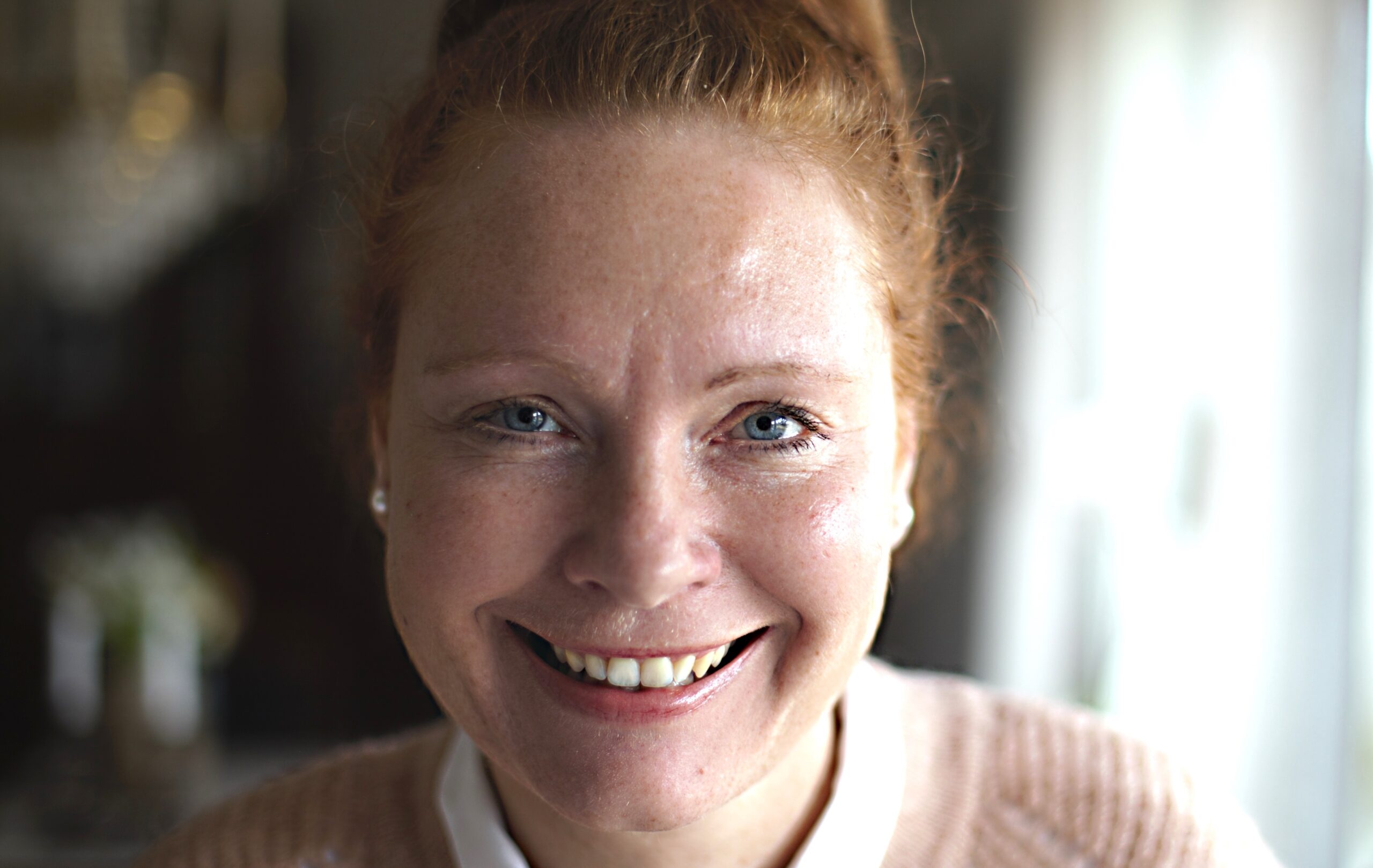 Porträtt foto av Mirka Miskovicova.